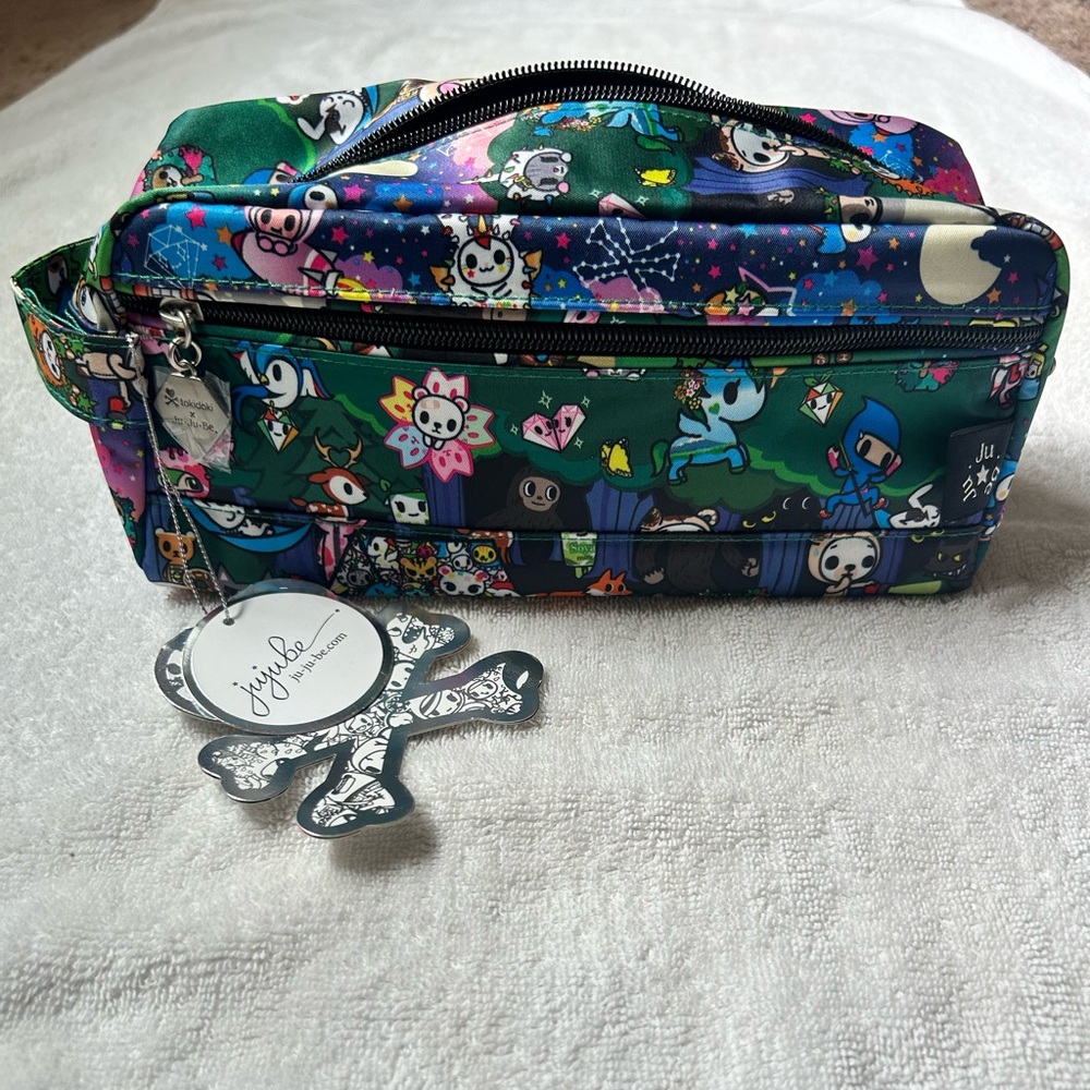 TOKIDOKI x JUJUBE “Camp Toki” Be Dapper Toiletry Bag